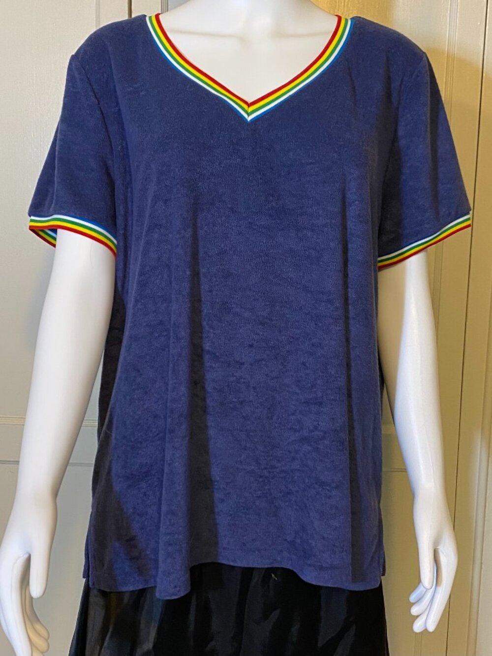 LUUKSE Women's Shirt, L, Blue, Rainbow Trim, Terrycloth, V Neck, Retro (or. $70)